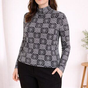 Lands’ End Snowflake Mock Turtleneck Long Sleeve Shirt Relaxed Fit